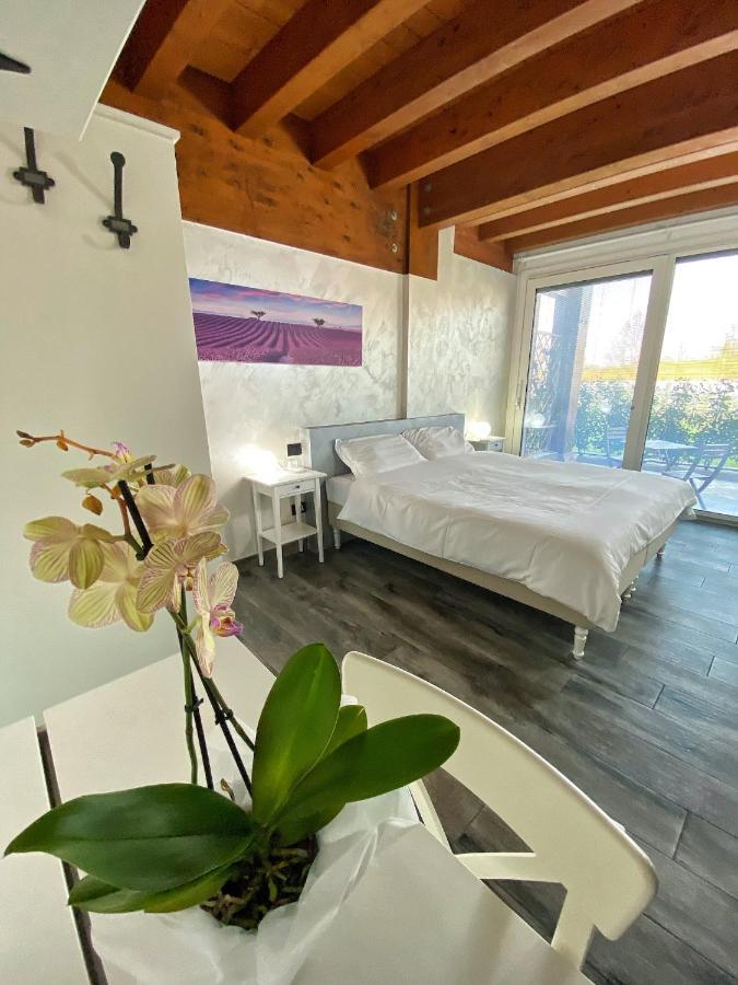 Agriturismo Albana คาสติญโญเน เดลเล สติเวียเร ภายนอก รูปภาพ