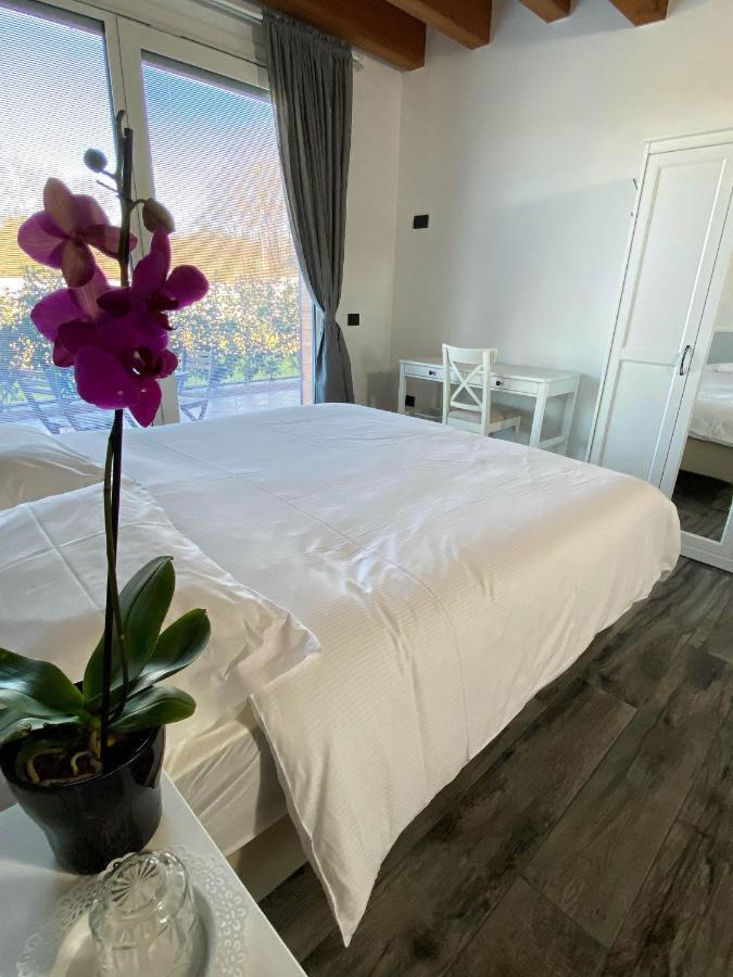 Agriturismo Albana คาสติญโญเน เดลเล สติเวียเร ภายนอก รูปภาพ